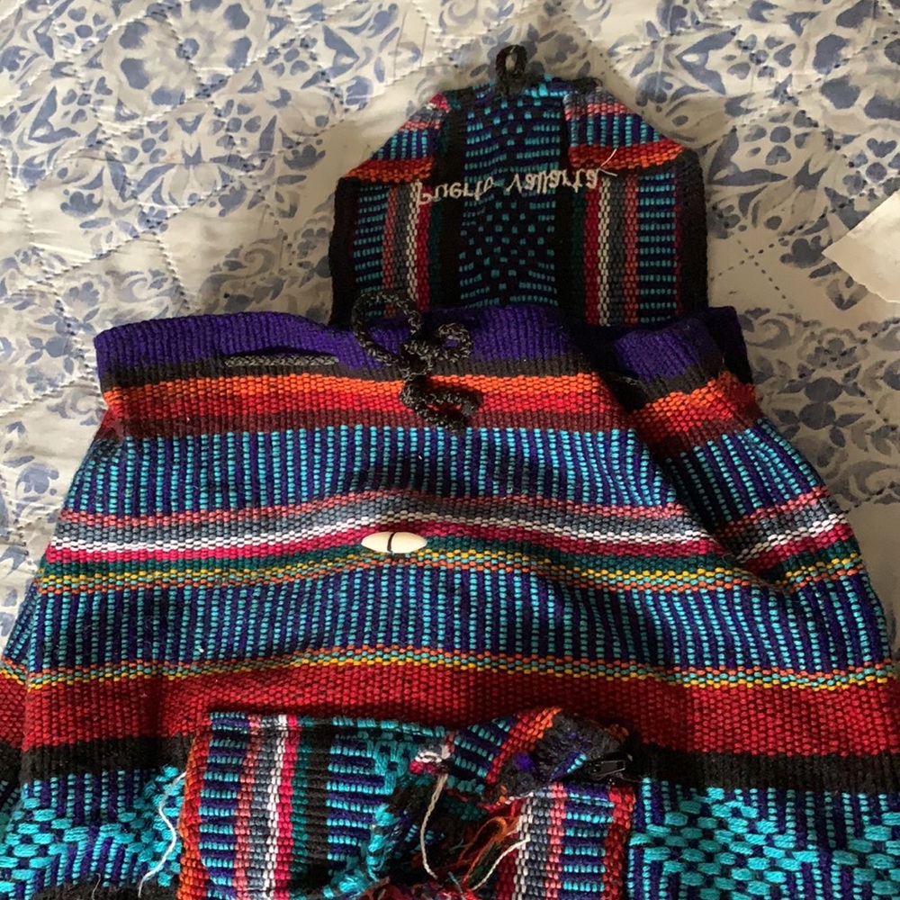 Woven Backpack - Picture 3 of 4